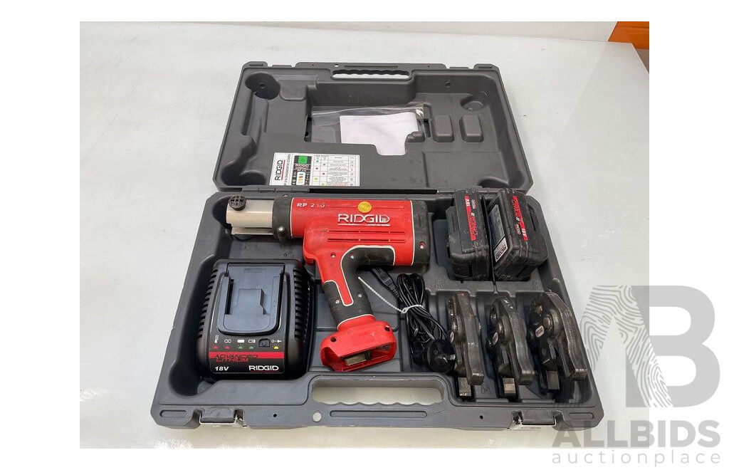 Rigid 18 V Pipe Crimping Tool