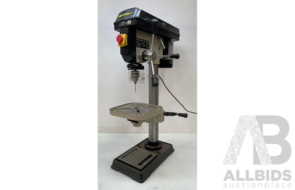 Detroit 550 Watt Bench Drill Press