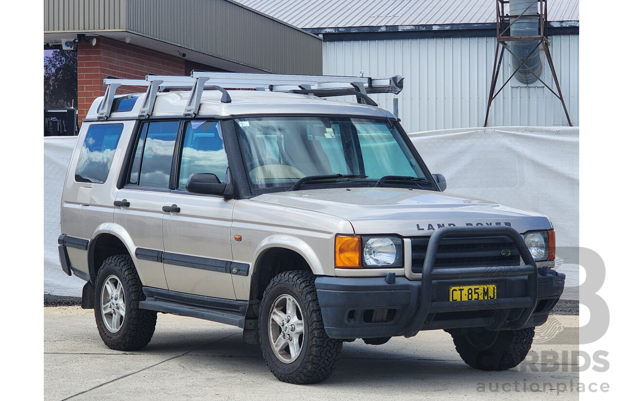 6/2001 Land Rover Discovery Td5 (4x4)  4d Wagon Gold 2.5L