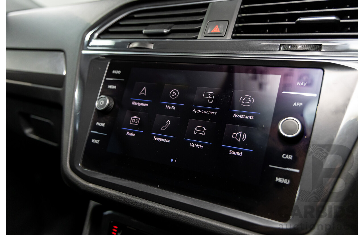 11/2022 Volkswagen Tiguan Allspace 162TSI Adventure (AWD) 5NA MY22 4D Wagon Platinum Grey Metallic Turbo 2.0L