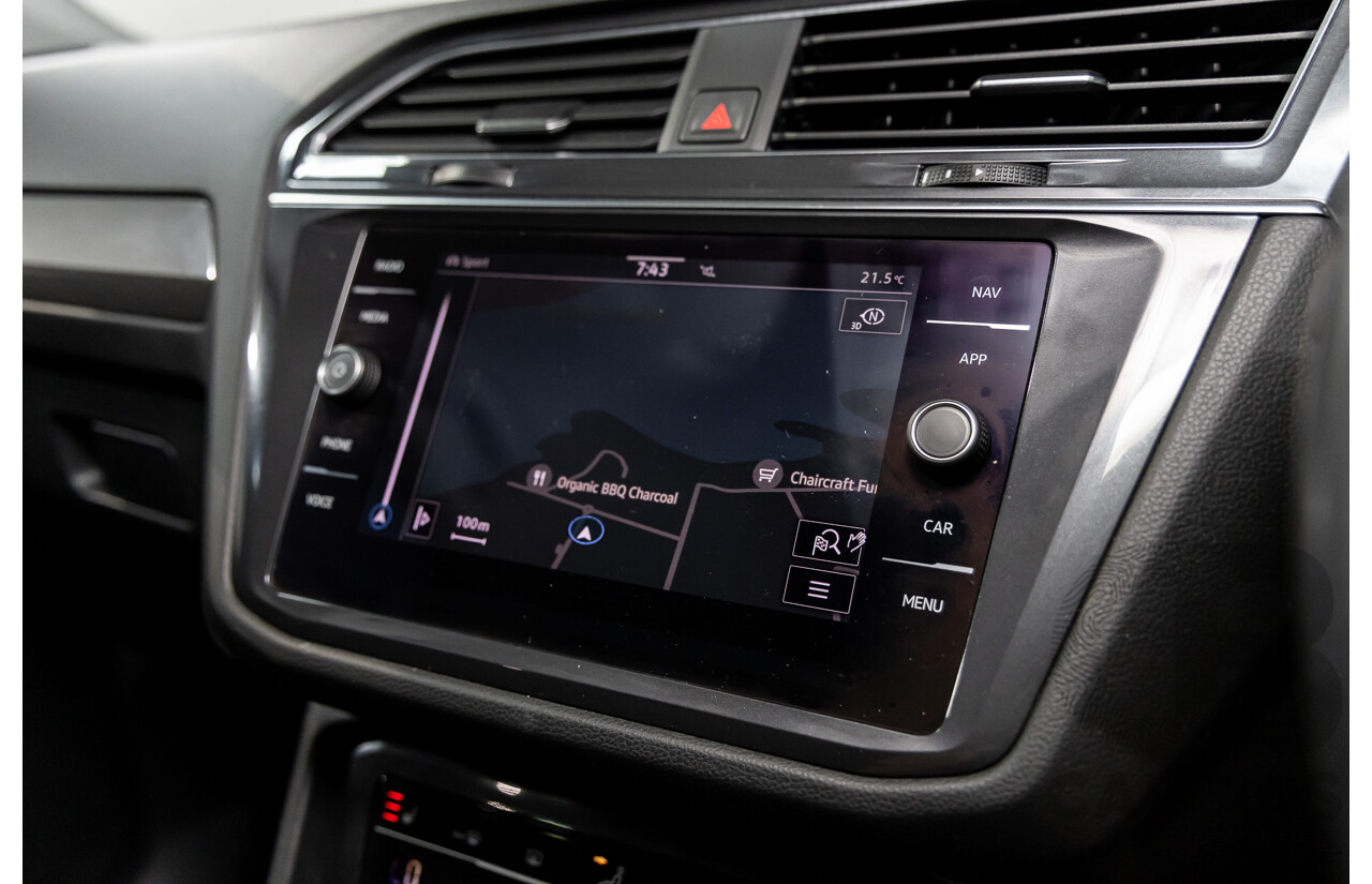 11/2022 Volkswagen Tiguan Allspace 162TSI Adventure (AWD) 5NA MY22 4D Wagon Platinum Grey Metallic Turbo 2.0L