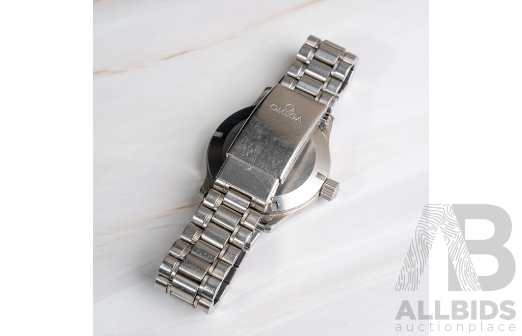 Vintage Omega Dynamic Automatic Mens Watch, 42mm, Swiss Made, Noted with Movement