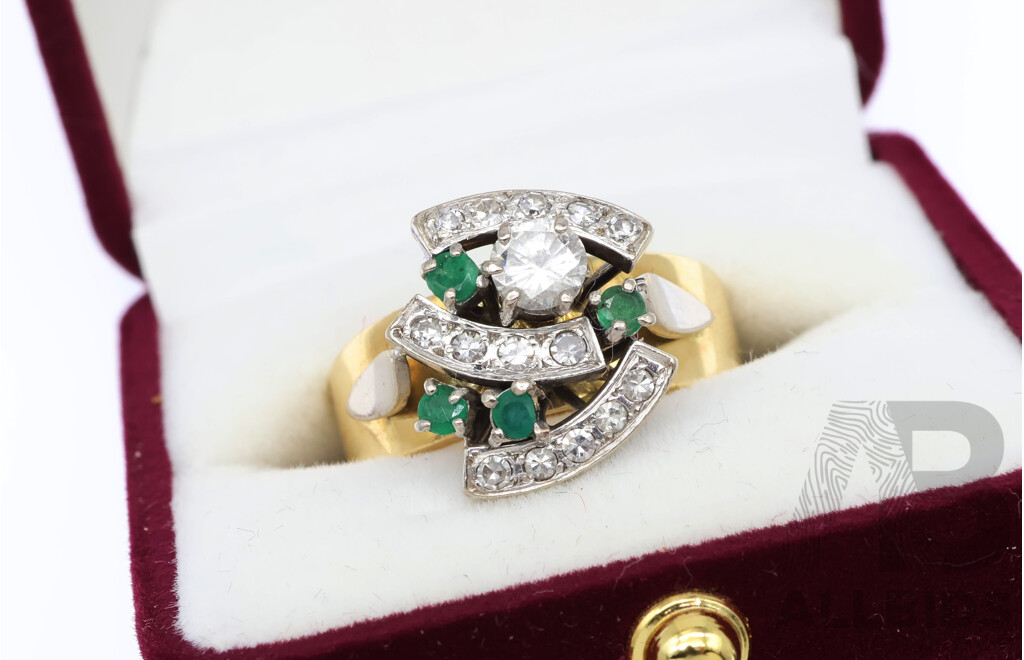 18ct Vintage Diamond & Emerald Cluster Ring, TDW0.50ct/E 0.20ct, Size S, 12.33 Grams