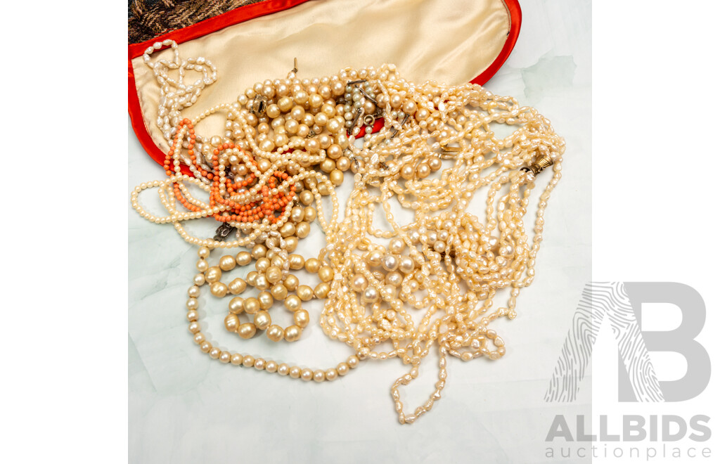 Collection of Cultured Pearl Strands, Bracelets & Necklaces, with Broken Strands in Tapestry Purse