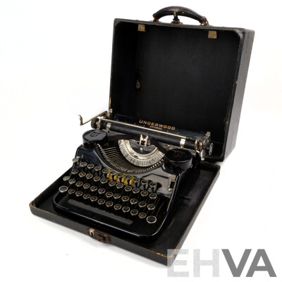 Vintage Underwood Universal Typewriter with Original Case and Spare Ink Ribbon, Made in Canada