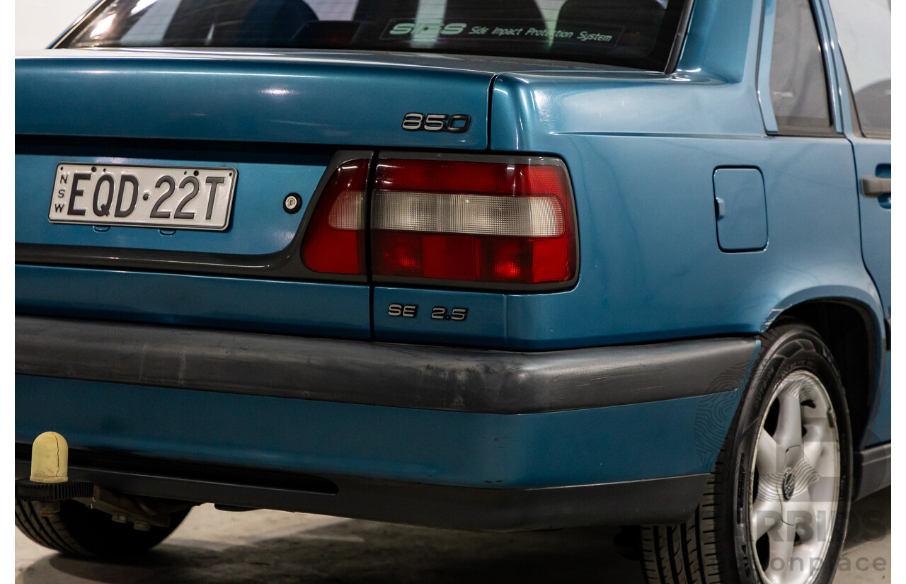 3/1996 Volvo 8 50 SE 4d Sedan Turquoise 2.4L