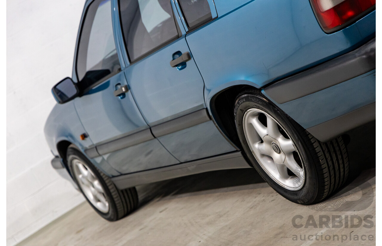 3/1996 Volvo 8 50 SE 4d Sedan Turquoise 2.4L