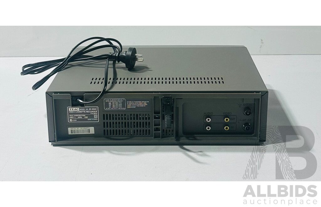 TEAC HQ MV-4092G Video Cassette Recorder