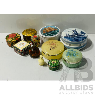 Collection of Vintage Trinket Boxes Including Some Made in India, Delft Blue Example, Two Alabaster Examples and More