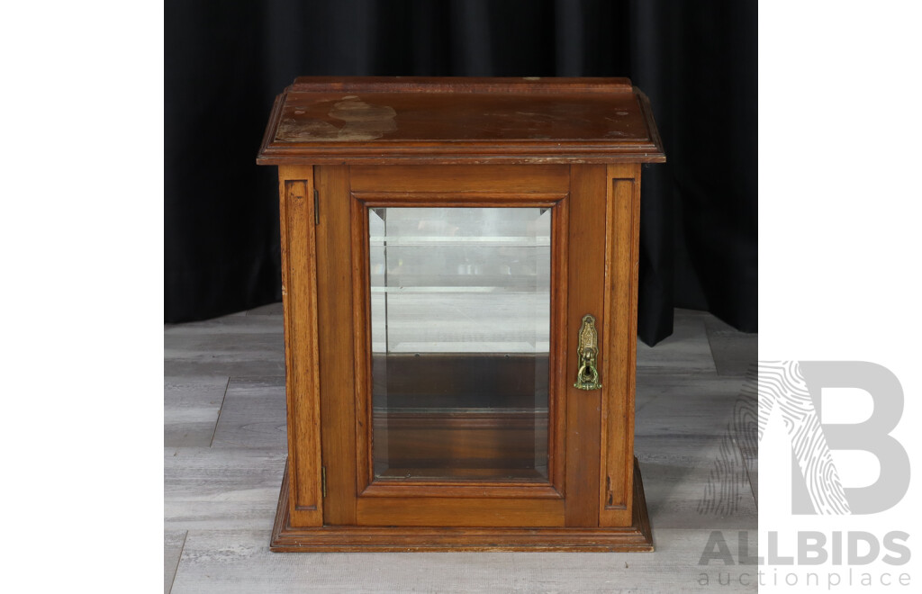 Small Oak Glass Front Tabernacle