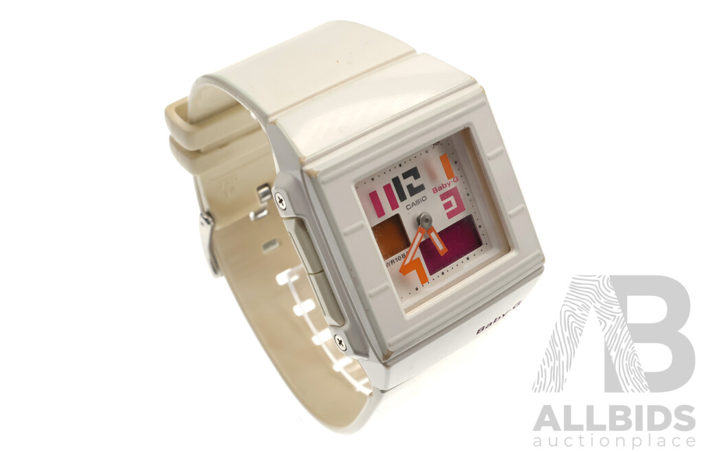 Casio Baby-G BGA-200PD Ladies Analogue/Digital Wrist Watch - White in Original Presentation Case