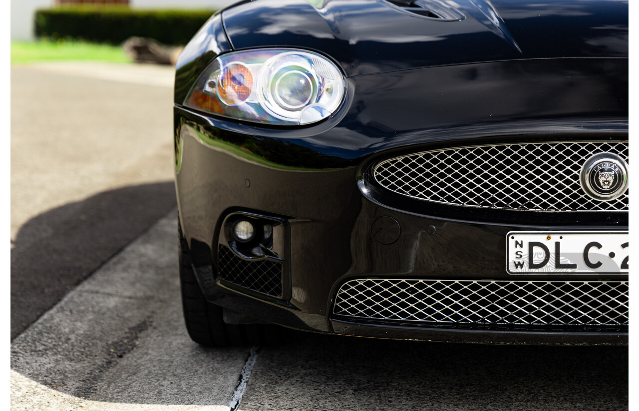 6/2009 Jaguar XKR X150 2d Convertible Ultimate Black Metallic Supercharged V8 4.2L