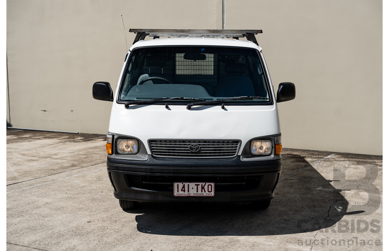 1/2000 Toyota Hiace  RZH103R 4d Van White 2.4L