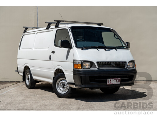 1/2000 Toyota Hiace  RZH103R 4d Van White 2.4L