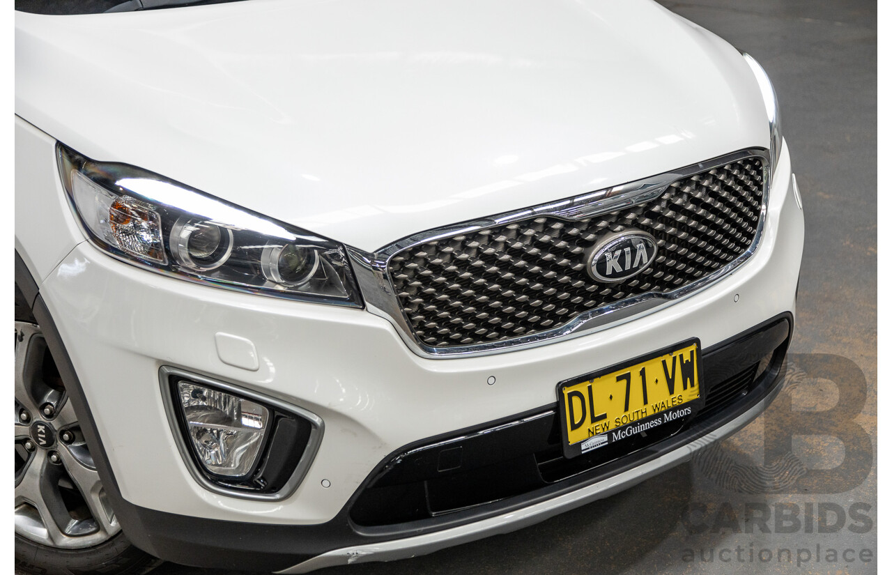 7/2015 Kia Sorento Platinum (4x4) UM 4d Wagon White Turbo Diesel 2.2L - 7 Seater