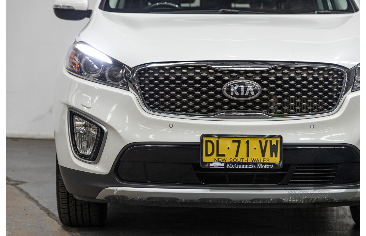 7/2015 Kia Sorento Platinum (4x4) UM 4d Wagon White Turbo Diesel 2.2L - 7 Seater