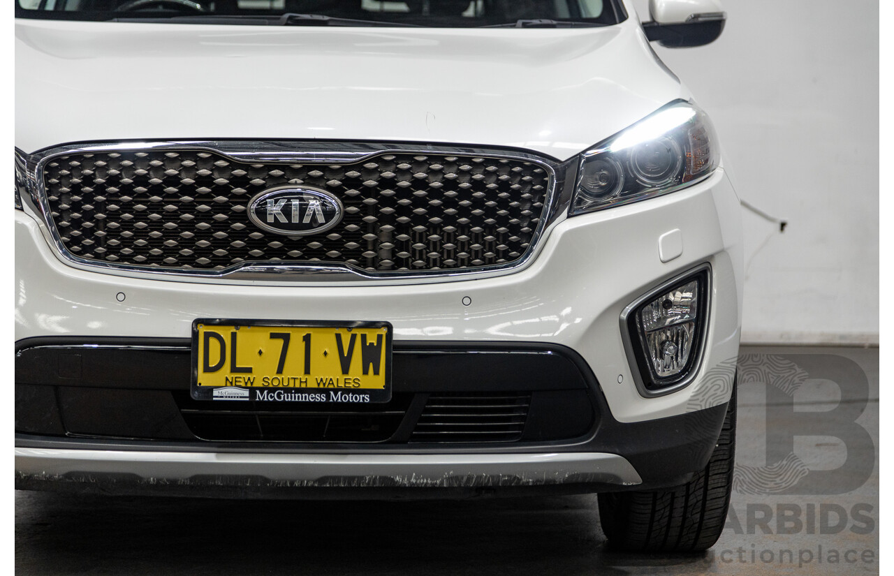 7/2015 Kia Sorento Platinum (4x4) UM 4d Wagon White Turbo Diesel 2.2L - 7 Seater