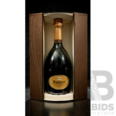 Boxed Ruinart Champagne