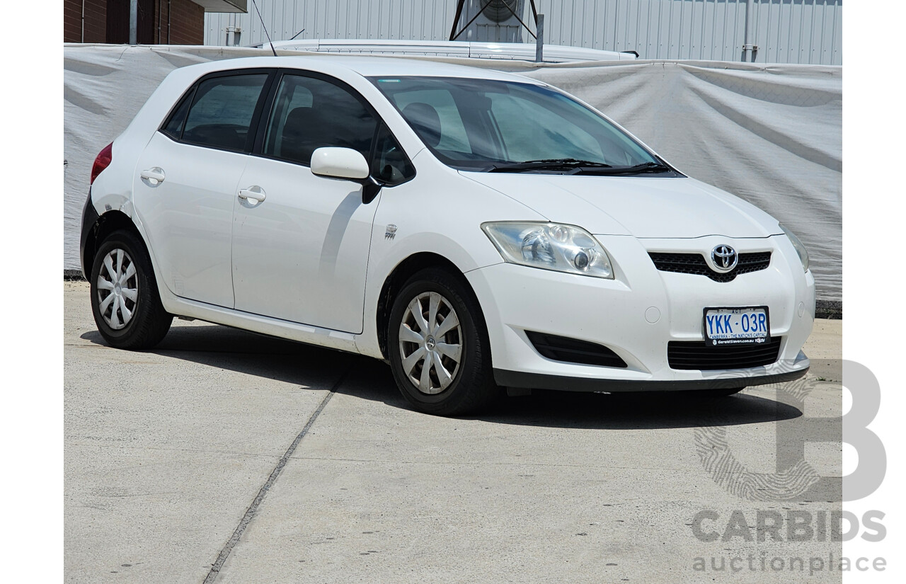 11/2007 Toyota Corolla Ascent ZRE152R 5d Hatchback White 1.8L