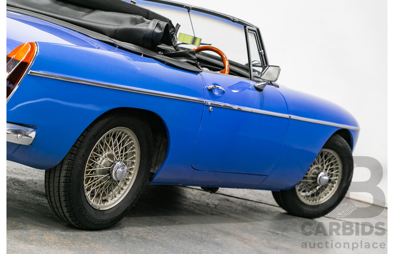 04/1971 M.G MGB Mk2 Roadster 2d Convertible Blue 1.8L