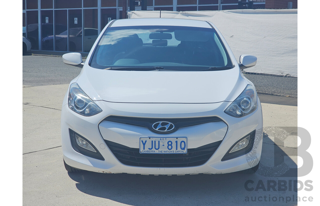 5/2012 Hyundai i30 Active 1.6 CRDi GD 5d Hatchback White 1.6L