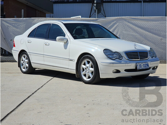 11/2001 Mercedes-Benz C320 Elegance W203 4d Sedan White 3.2L