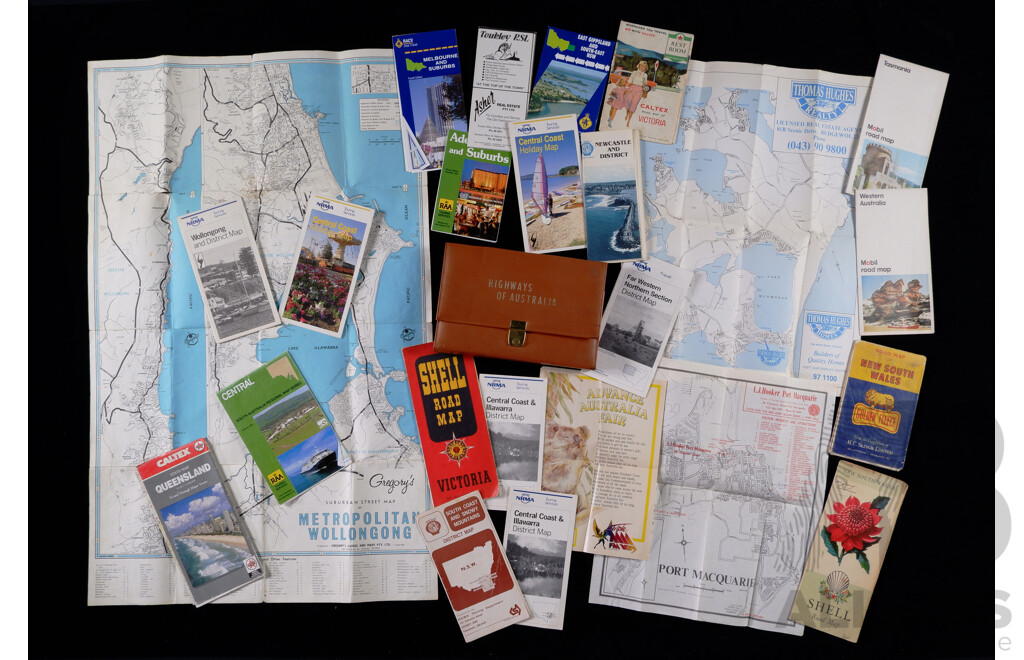 Collection Vintage and Other Australian Road and Touring Maps in Folder