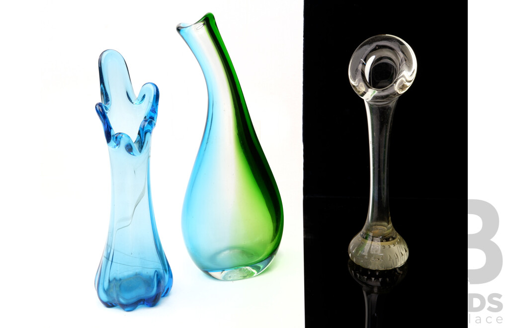 Collection Three Retro Art Glass Pieces Including Sommerso Example