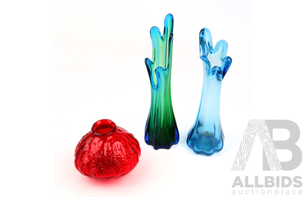 Collection Three Retro Art Glass Pieces Including Sommerso Splash Form Example