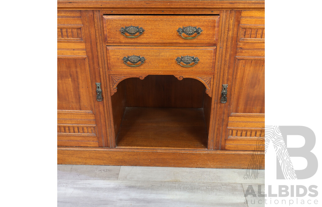 Edwardian Oak Mirrored Back Sideboard