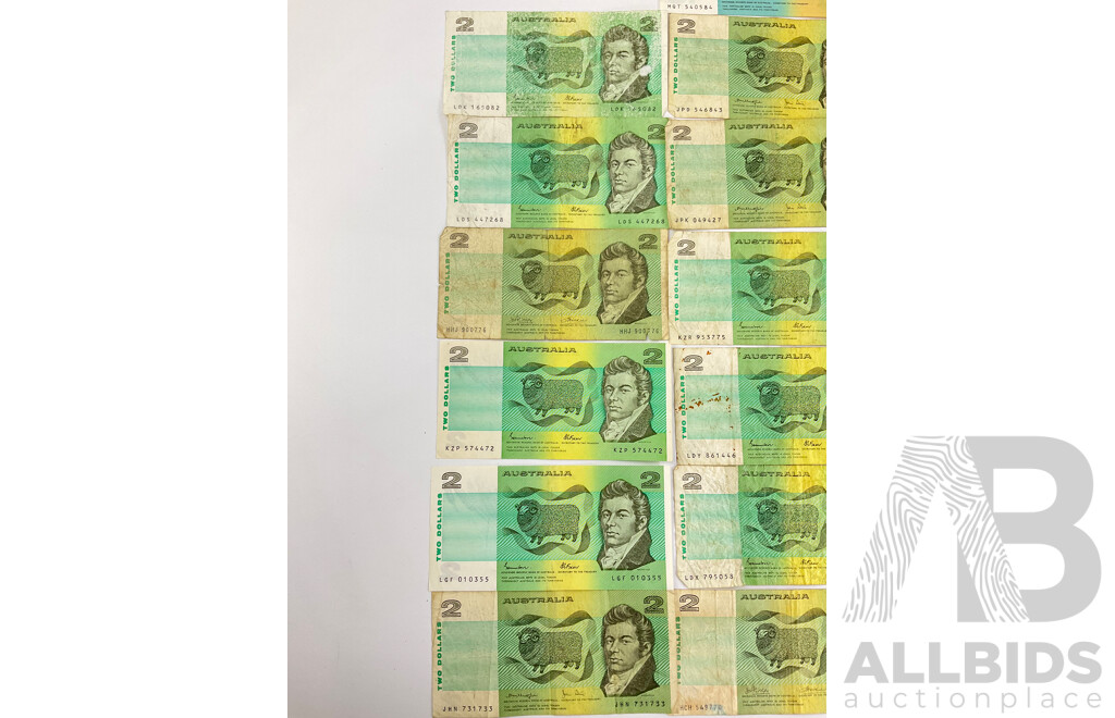 Australian Paper Bank Notes Including 1991 Ten Dollars Fraser/Cole(2) 1970's and 80's Two Dollars Phillips/Wheeler(2), Johnston/Fraser(7) Knight/Stone(5) 1970's and 80's One Dollars.......