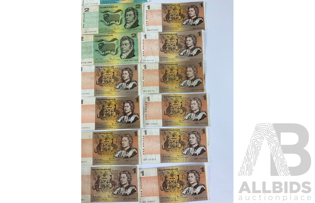 Australian Paper Bank Notes Including 1991 Ten Dollars Fraser/Cole(2) 1970's and 80's Two Dollars Phillips/Wheeler(2), Johnston/Fraser(7) Knight/Stone(5) 1970's and 80's One Dollars.......