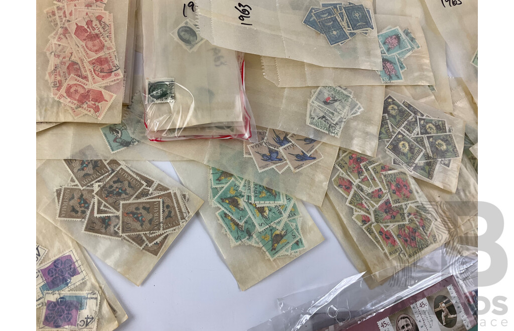 Good Collection of Australian First Day Covers, Mint and Cancelled Stamps Examples Spanning 1934 to 2000s, Many Multiples with WWF Mint Stamps and Blocks, America's Cup Stamp Book
