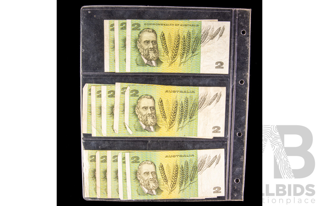 Thirteen Australian Two Dollar Notes, Three 1968 Phillips/Randall R83, Five 1976 Knight/Wheeler R86c, Five 1979 Knight/Stone R87