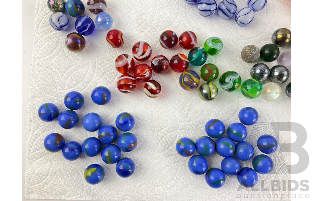 Collection of Vintage Glass Marbles Including Cats Eyes and Comets - Approximately 750 Grams