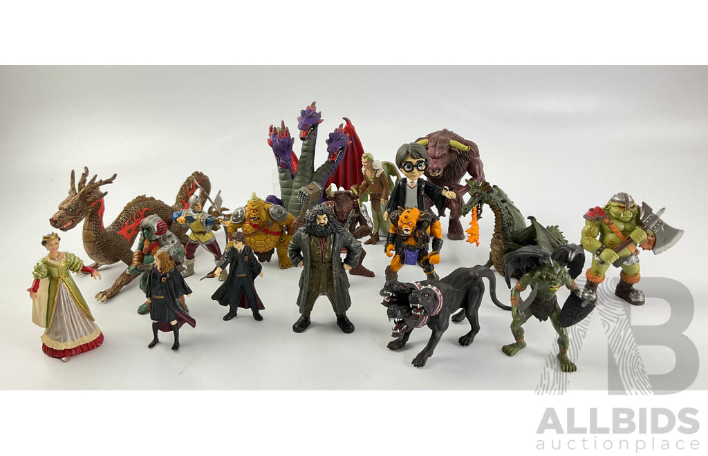 Collection of Display Figures Including Papo Fantasy and Harry Potter