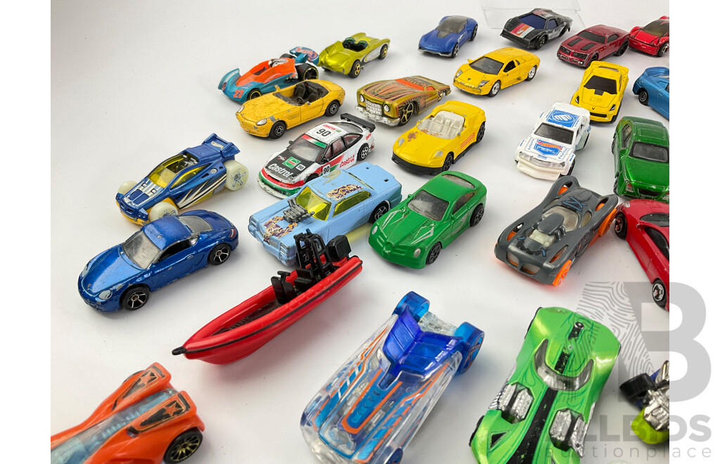 Collection of Diecast Cars Including Matchbox and Hot Wheels