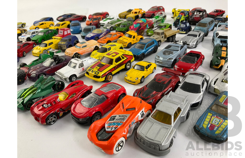 Collection of Diecast Cars Including Matchbox and Hot Wheels