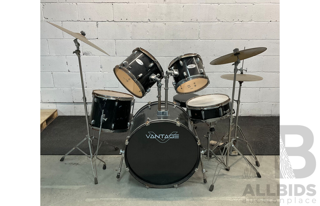8 Piece VANTAGE Drum Kit