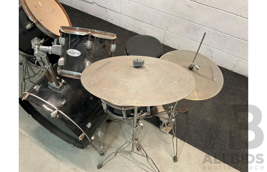8 Piece VANTAGE Drum Kit
