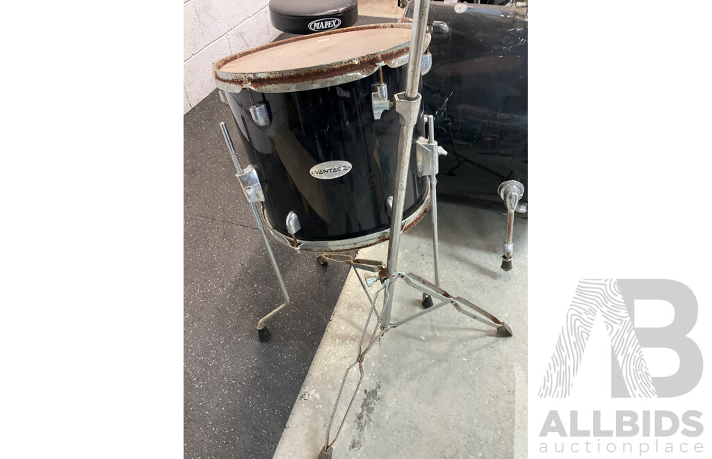 8 Piece VANTAGE Drum Kit
