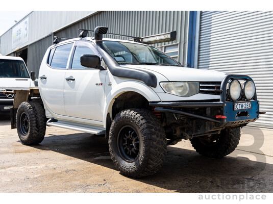 1/2014 Mitsubishi Triton GLX (4x4) MN MY15 Double Cab Utility Solid White Turbo Diesel 2.5L