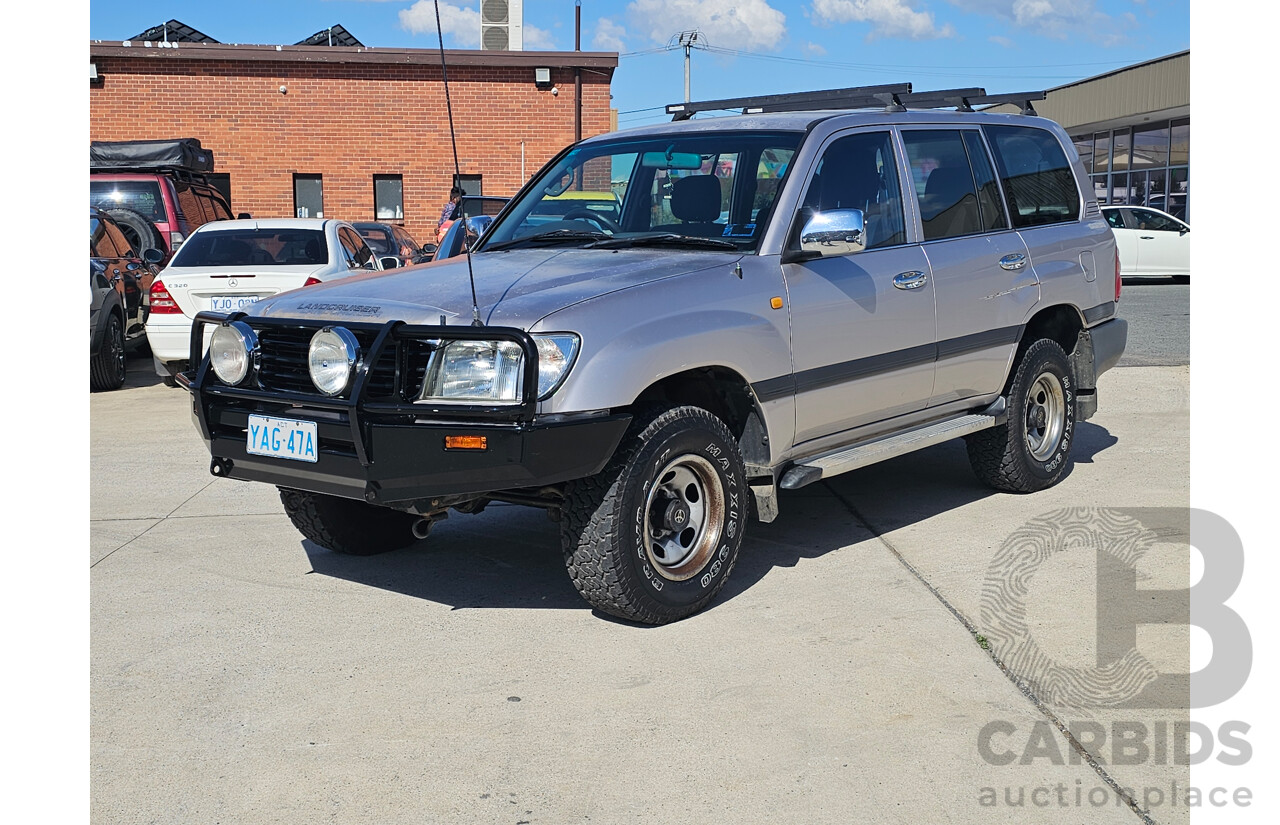 7/1998 Toyota Landcruiser GXL (4x4)  4d Wagon Silver 4.5L