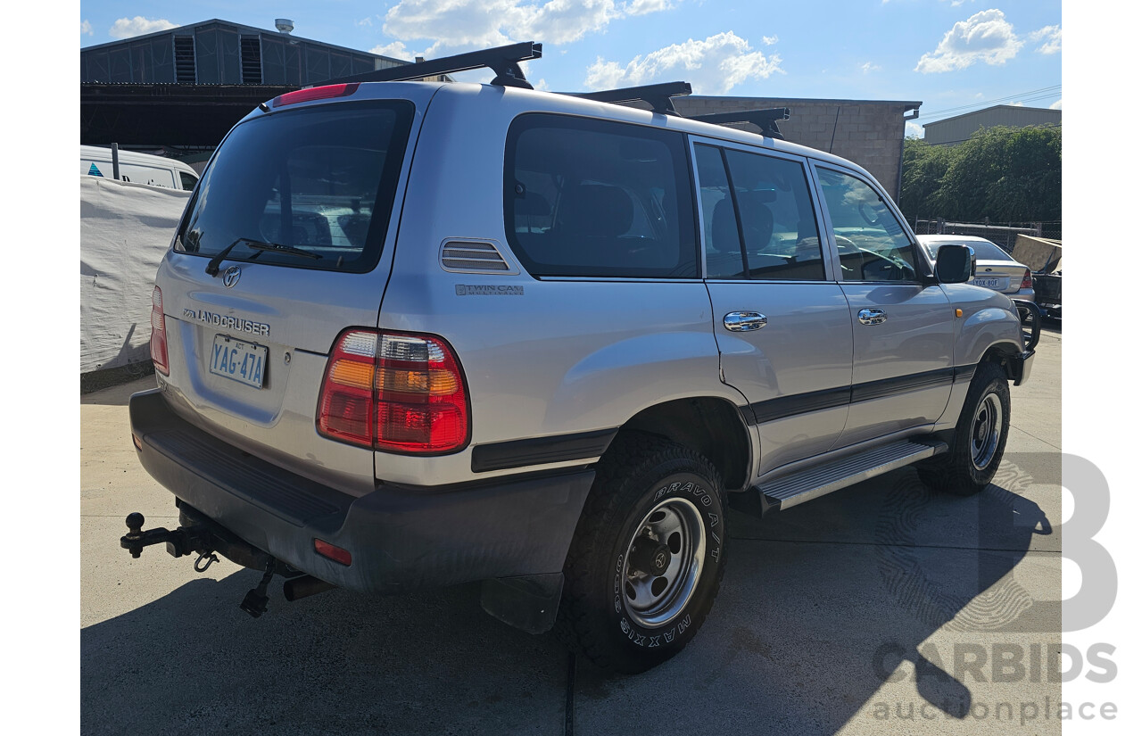 7/1998 Toyota Landcruiser GXL (4x4)  4d Wagon Silver 4.5L