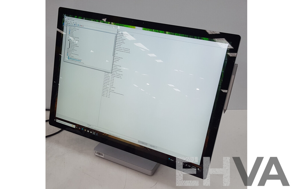 Microsoft (1707) Surface Studio 2 Intel Core i7 (7820HQ) 2.90GHz-3.90GHz 4-Core CPU 28-Inch Touchscreen All-in-One Computer