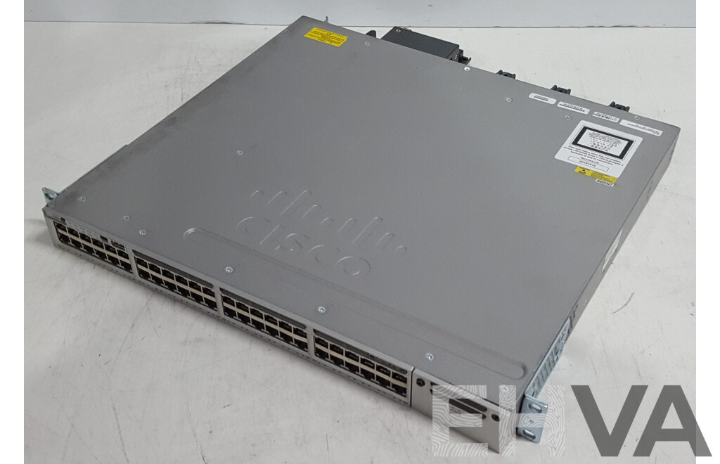Cisco (WS-C3850-48P-L) Catalyst 3850 48 PoE+ 48-Port Gigabit Switch