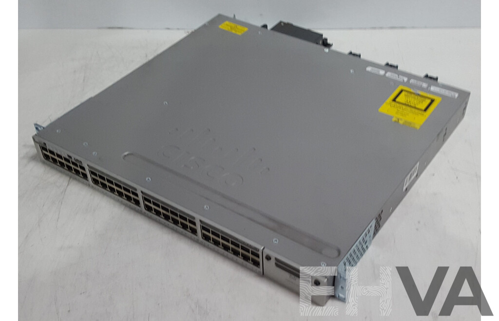 Cisco (WS-C3850-48F-S) Catalyst 3850 48 PoE+ 48-Port Gigabit Switch