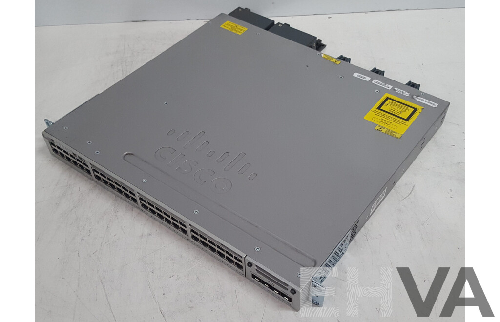 Cisco (WS-C3850-48F-S) Catalyst 3850 48 PoE+ 48-Port Gigabit Switch
