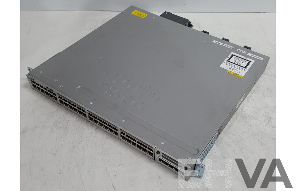 Cisco (WS-C3850-48F-S) Catalyst 3850 48 PoE+ 48-Port Gigabit Switch