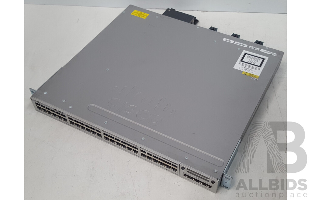 Cisco (WS-C3850-48P-L) Catalyst 3850 48 PoE+ 48-Port Gigabit Switch